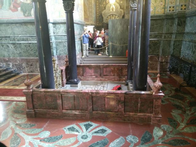 It was actually the second attack, too; Alexander got out of the carriage to shout at the failed first bomber, and the second shouted "it's too early to thank God!" and naded him.